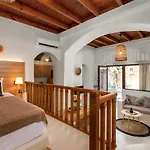 Voyaz Boutique Apartments & Suites -Old Town